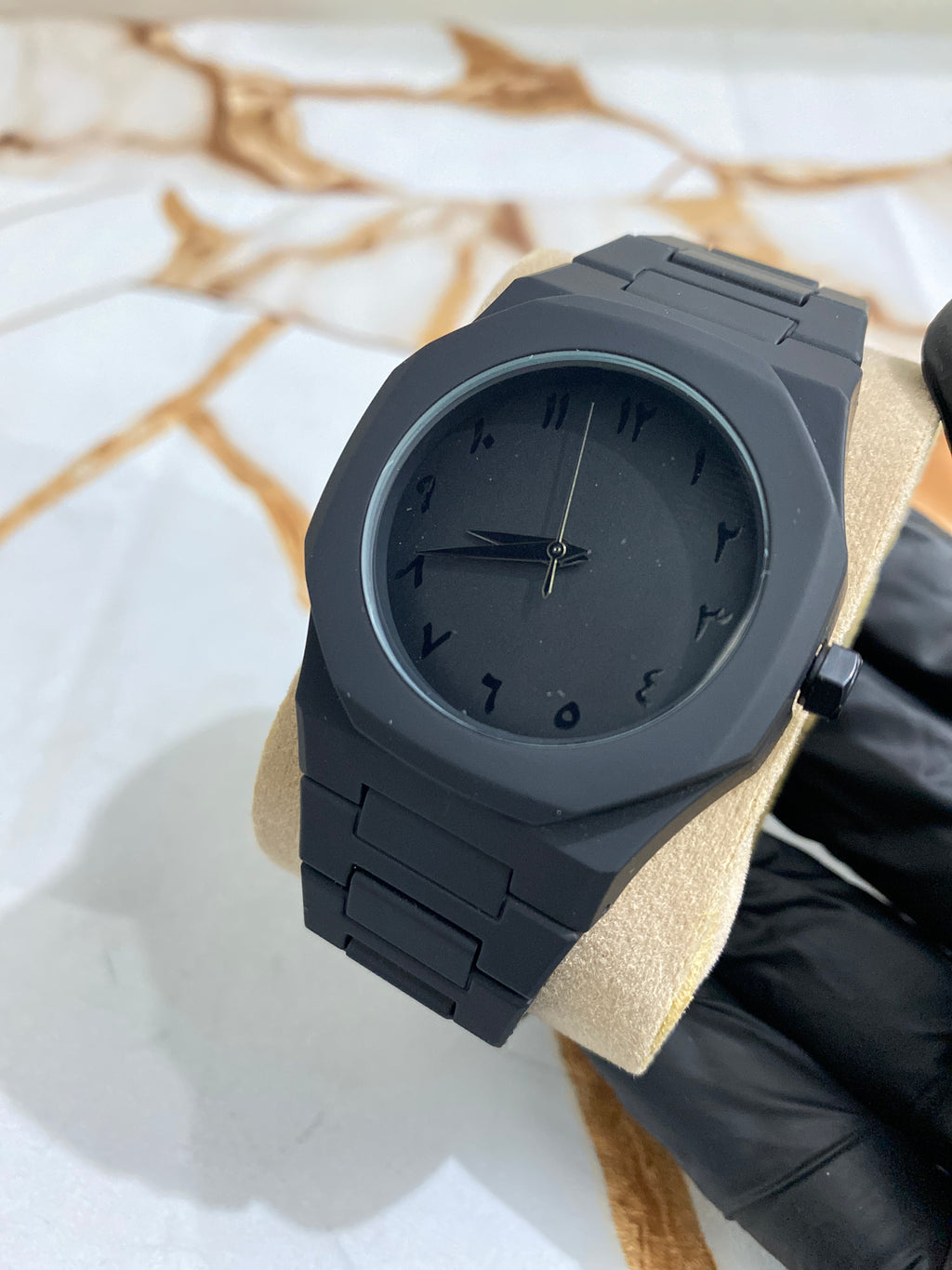 Aura – Black Dial Men's Watch with Fiber Strap