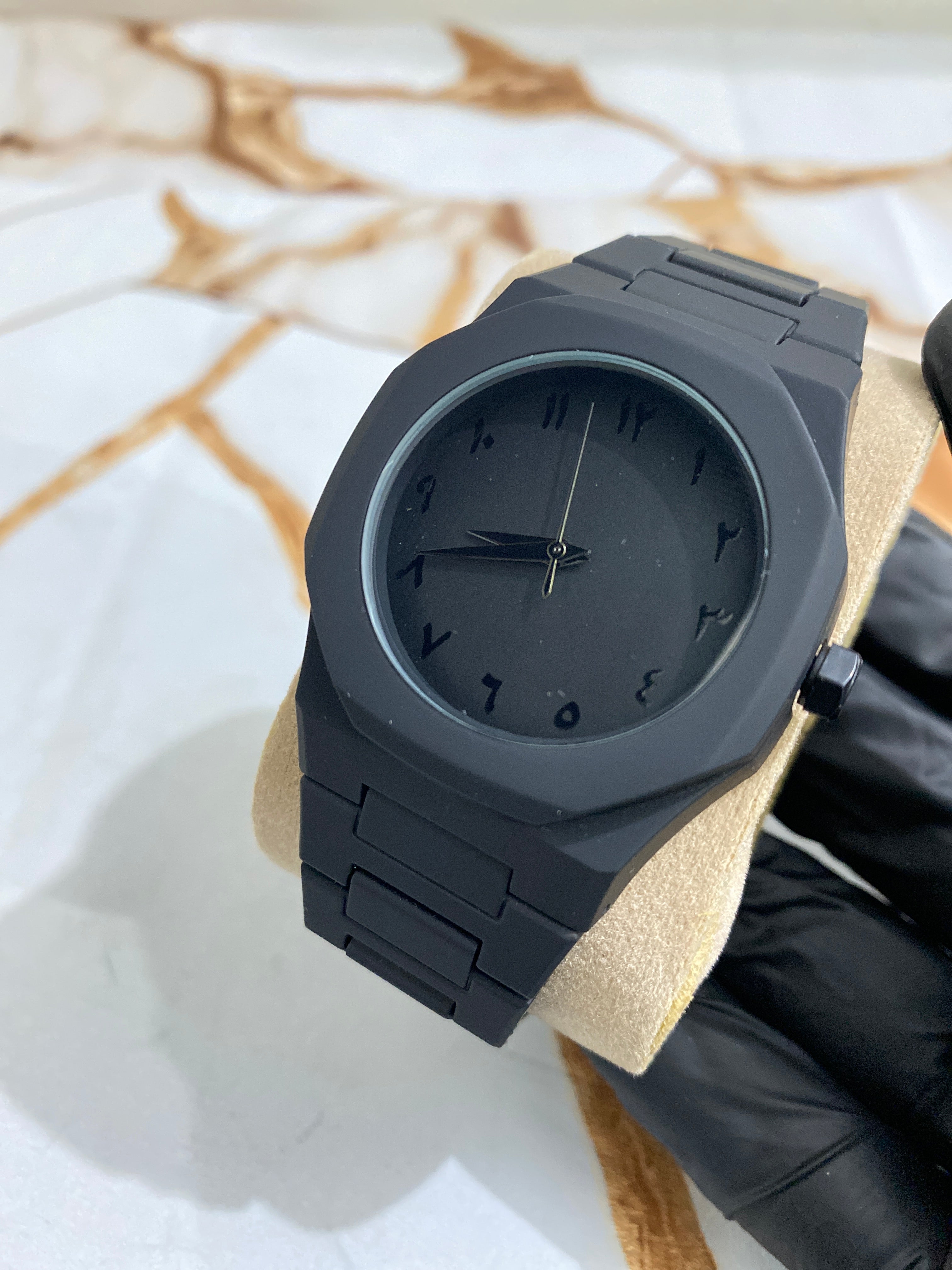 Aura – Black Dial Men's Watch with Fiber Strap