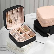 PORTABLE MINI JEWELLERY BOX